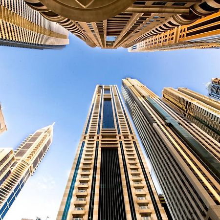 Small Budget Rooms For 'Girls' Only In Dubai, Marina מראה חיצוני תמונה